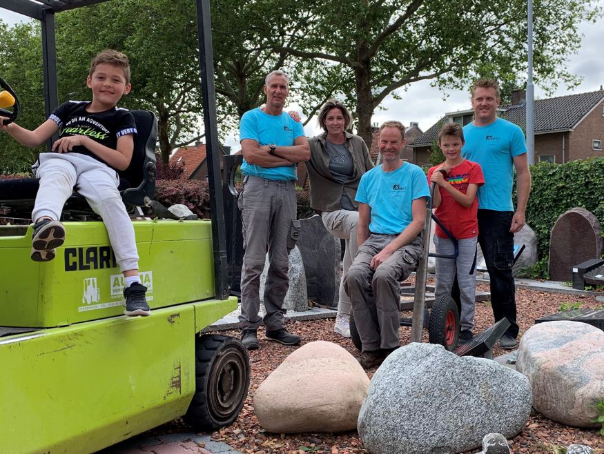 Maes Natuursteen team